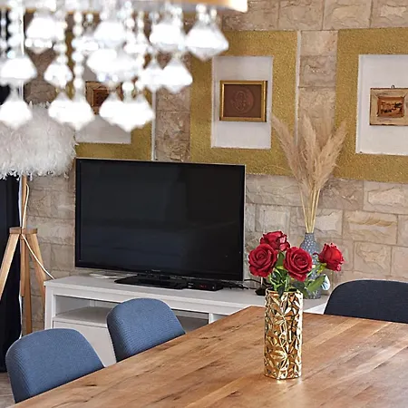 Apartman Zara